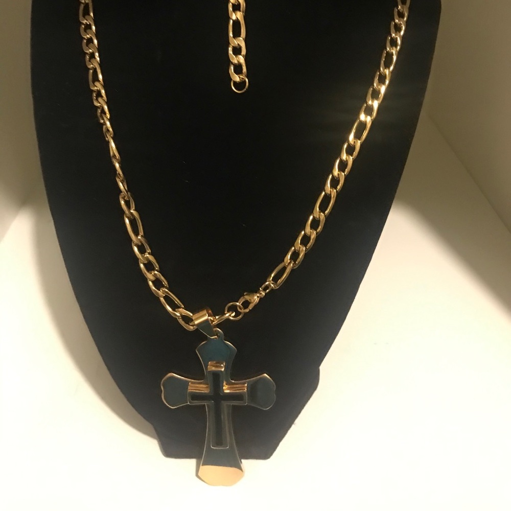 Stainless steel necklaces and bracelets sets